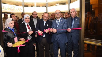 جامعة أسيوط تفتتح معرض الحرف اليدوية 