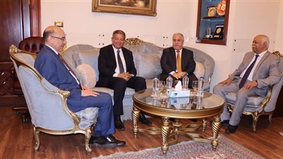 تفاصيل لقاء رئيسي الأعلى للإعلام والوطنية للصحافة 