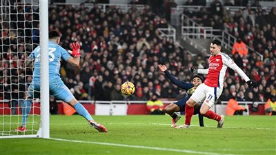 ارسنال يتعثر في الدوري الإنجليزي بالتعادل أمام أستون فيلا 2-2 