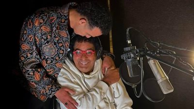 محمد منير في الاستديو لتجهيز أغنية جديدة بتوقيع مصطفى حدوته (صور)