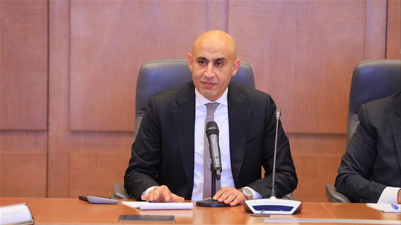 محمد عبد اللطيف وزير