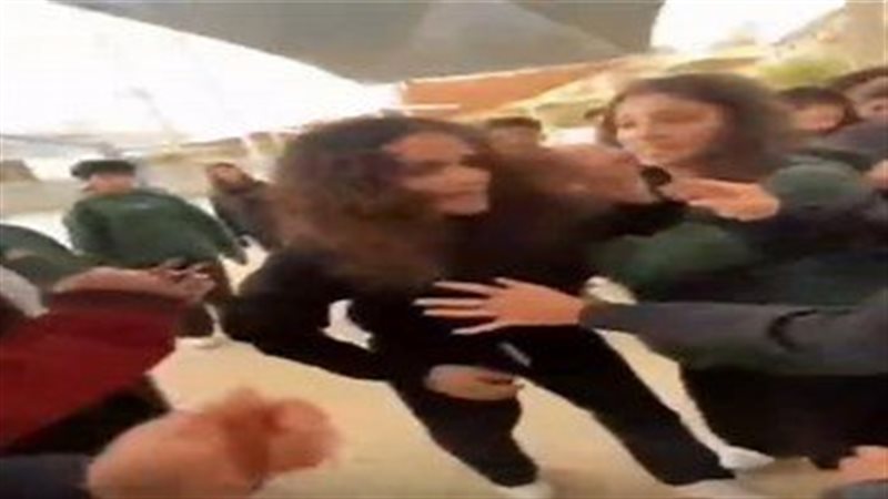 طالبة التجمع 