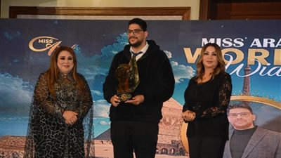 تكريم الإعلامي تحسين الضبع في مهرجان ملكة جمال العرب