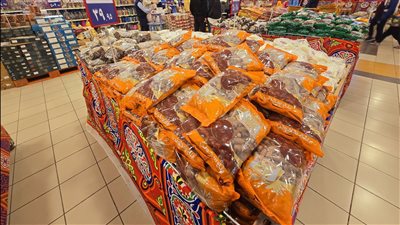 التموين: ضخ كميات كبيرة من السلع واللحوم والياميش بالمجمعات قبل رمضان