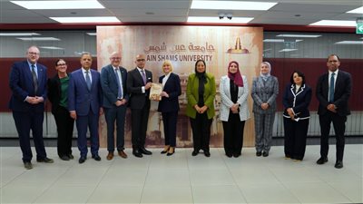 عين شمس تستقبل رئيس جامعة إكستر البريطانية عقب توقيع مذكرة تفاهم 