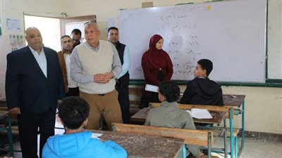 محافظ الوادي الجديد: مكافأة لطلاب الشهادة الإعدادية الحاصلين على الدرجات النهائية 