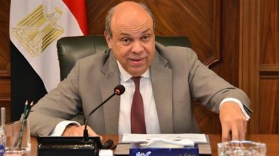 وزير الطيران: وضعنا خطة لرفع الطاقة الاستيعابية للمطارات 