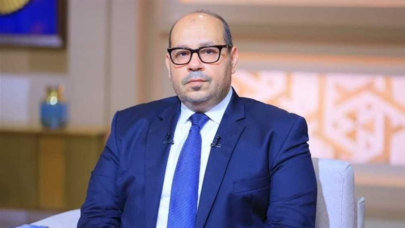 ياسر إدريس رئيس اللجنة