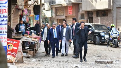 محافظ الدقهلية يُكلف بتشكيل لجنة فنية لحصر المباني الآيلة للسقوط في المنصورة