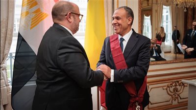 وزير الخارجية يتقلد وسام التاج الملكي البلجيكى من الدرجة الأولى