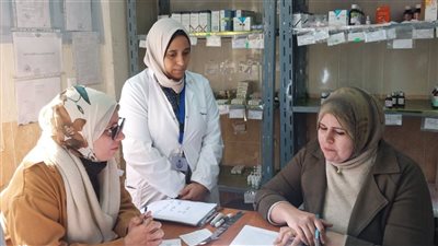 وفد وزارة الصحة يتفقد مراكز الأسرة بالعاشر من رمضان