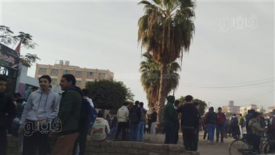 طلاب الشهادة الإعدادية بالغربية يواصلون أداء امتحاني الدراسات والتربية الفنية (فيديو)
