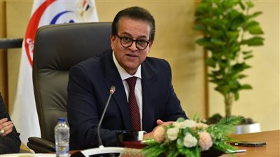 وزير الصحة يشهد نتائج المرحلة التجريبية من الخطة العاجلة للسكان والتنمية