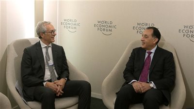 مدبولي: نخطط لتوطين صناعة محطات تحلية المياه بالشراكة مع 