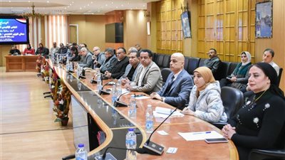 محافظ الشرقية يترأس اجتماع المجلس الإقليمي للسكان   