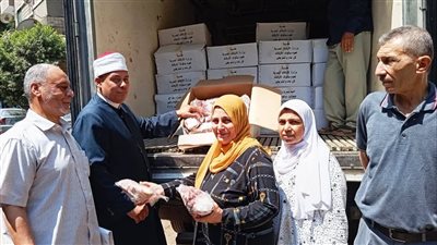 محافظ الجيزة: توزيع 4 أطنان من لحوم صكوك الأضاحي على الأولى بالرعاية