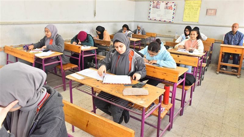 إمتحانات الشهادة