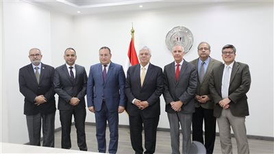 وزير التعليم العالي يستقبل وفد جامعة فيرجينيا تك لبحث التعاون المشترك