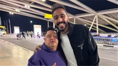 أمح يودعه بمطار القاهرة، كهربا يطير إلى ليبيا للانضمام إلى صفوف الاتحاد