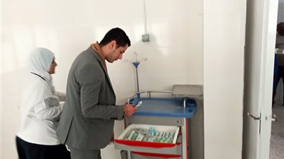 الصحة: التحقيق في ضبط مستلزمات طبية مخزنة بطريقة غير سليمة بمستشفى سيدي سالم المركزي بكفر الشيخ