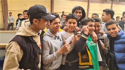 أسئلة القطعة والبراجراف صعبة، الإنجليزي يثير استياء طلاب الشهادة الإعدادية بأسيوط (فيديو)