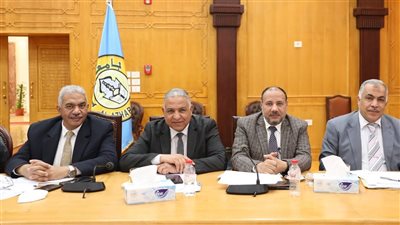 مجلس جامعة الأزهر يشيد بجهود القيادة السياسية في وقف إطلاق النار في قطاع غزة 