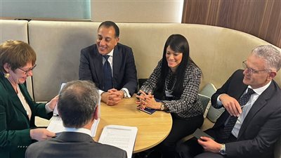 رئيس الوزراء يلتقي رئيسة البنك الأوروبي لإعادة الإعمار والتنمية