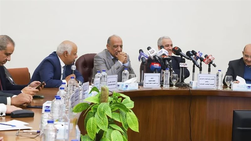 ندوة وزير الكهرباء