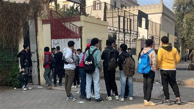 فرحة طلاب الإعدادية بكفر الشيخ بسهولة الجبر وانتهاء الامتحانات (بث مباشر)