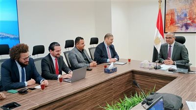 نائب وزير الإسكان يلتقي مسئولي ‏أحد التحالفات العالمية المهتمة بصناعة مواتير وطلمبات المياه 