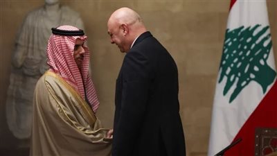 وزير الخارجية السعودي يكشف أهداف زيارة الساعات القليلة إلى لبنان (فيديو)
