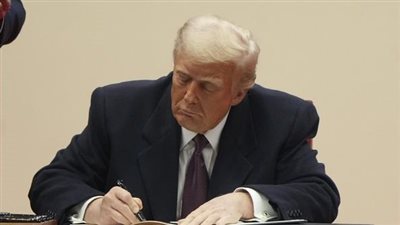 مفاوض تجاري شرس، ترامب يعين أندرو بوزدر سفيرا للولايات المتحدة لدى الاتحاد الأوروبي