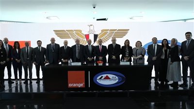 شراكة استراتيجية بين الشركة القابضة للمطارات وإحدى شركات الاتصالات