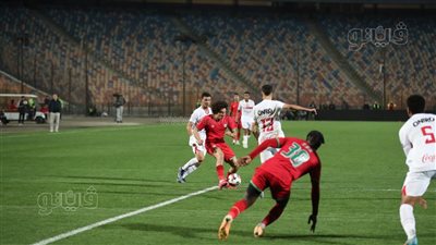 تيشرت الزمالك عليكو كبير، الجماهير تهاجم لاعبي الأبيض (فيديو)