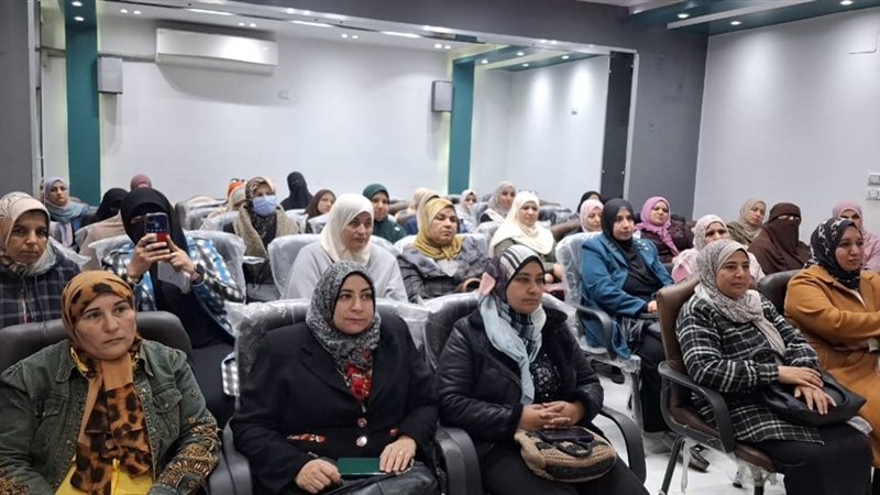 جميعة يجتمع برؤساء