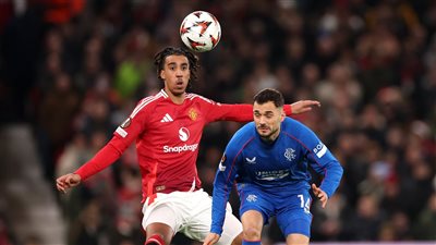 الدوري الأوروبي، تعادل سلبي بين مانشستر يونايتد ورينجرز في الشوط الأول