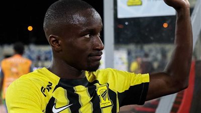 اتحاد جدة يستعيد خدمات موسى ديابي بعد غياب شهرين