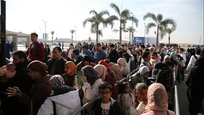 معرض الكتاب 2025، تعرف على قائمة الأعلى مبيعا في جناح هيئة الكتاب