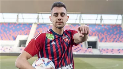 7 معلومات عن السلوفيني نيجك جراديشار مهاجم الأهلي المحتمل 