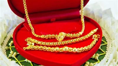 الذهب يوسع مكاسبه لأعلى مستوى وعيار 21 يسجل هذا الرقم صباح اليوم السبت