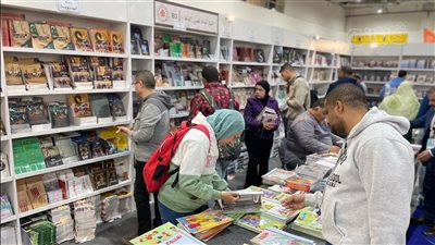 معرض الكتاب 2025، جناح قصور الثقافة يجذب الجمهور وهذه أبرز موضوعات الكتب (صور)