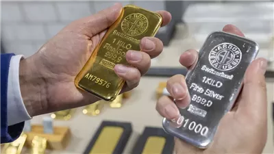 الضربة الأمريكية على إيران تكشف مصير الذهب.. توقعات بالارتفاع لهذا المستوى خلال الفترة المقبلة.. والفضة تدخل على خط الأزمة