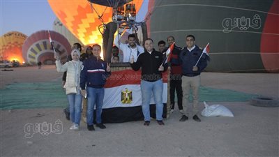 البالون الطائر في الأقصر يحتفل بعيد الشرطة الـ73 (صور)