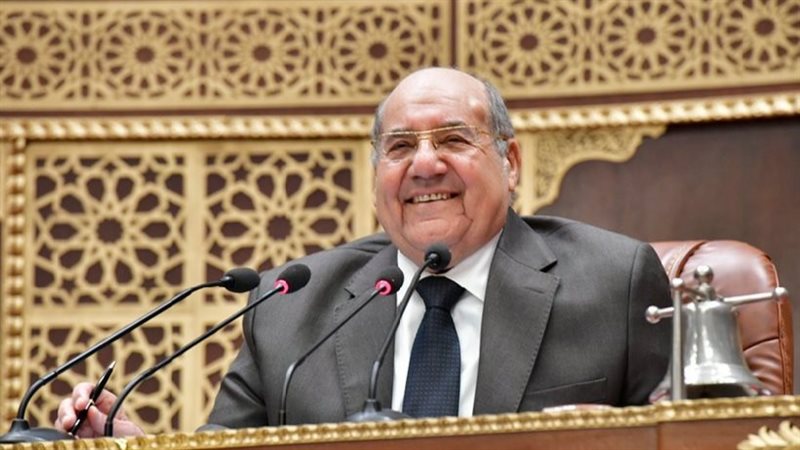 رئيس الشيوخ يهنئ