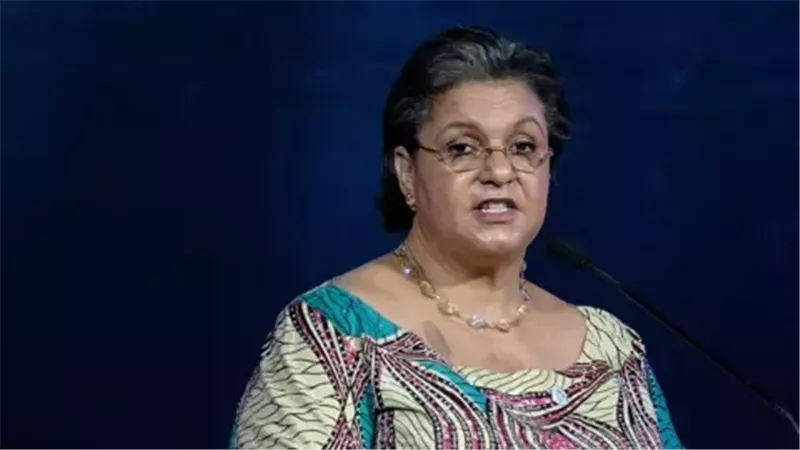 حنا سروا، فيتو
