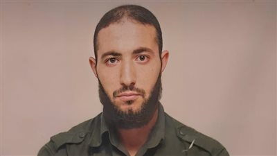 أسير فلسطيني يوجه رساله للعالم بعد إطلاق سراحه: كلنا فداء لـ غزة والأقصي