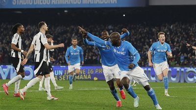 نابولي يقلب الطاولة على يوفنتوس 2-1 ويعزز صدارته لـ الدوري الإيطالي