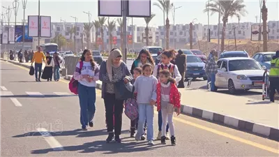 جمهور معرض الكتاب يرفع شعار 