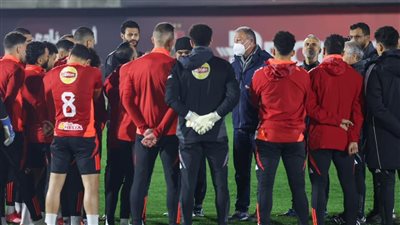 غرامات جديدة على لاعبي الأهلي، اعرف السبب 