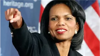  قصة كونداليزا رايس.. من طفلة سمراء إلى أول سيدة من أصل أفريقي تشغل منصب وزير الخارجية الأمريكي.. المرأة الأقوى في تاريخ السياسة الأمريكية.. وطموحها تجاوز كرسي الرئاسة